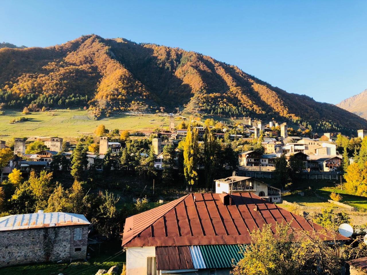 Travel Inn House Mestia • Მოგზაურის Სახლი Exterior foto